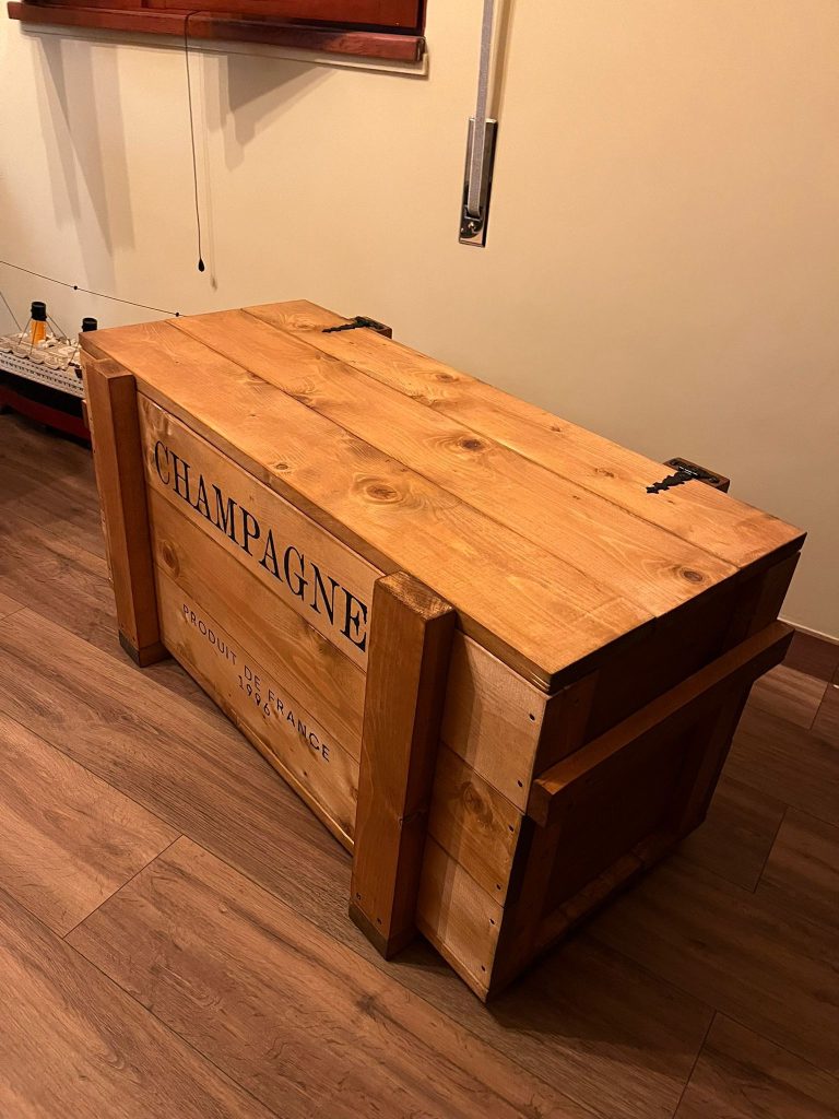 Side view of wooden crate with vintage custom lettering